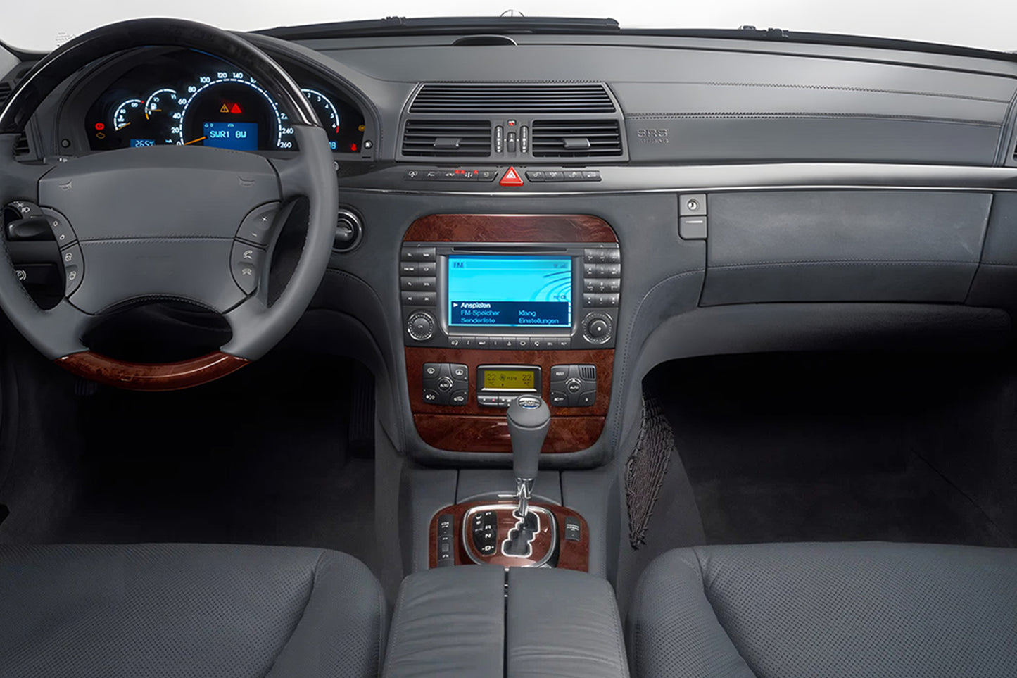 Navigatie dedicata Mercedes-Benz S-Class (1999-2007) 2GB RAM 32GB ROM, Android 14, Carplay si Android Auto, cooler racire, ecran HD 9 inch